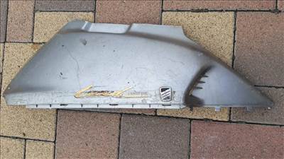 Honda Lead AF20 ülés alatti idom jobb 