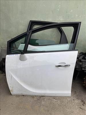 Opel Meriva B Bal első ajtó Z474