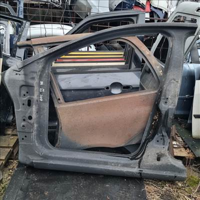 Ford Focus Mk2 Bal első küszöb- oszlop ajtó keret