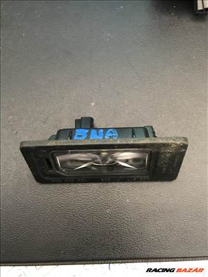 Volkswagen Tiguan II - rendszámvilágítás 5na943021