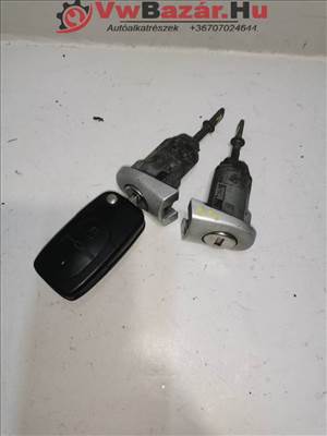 Ajtózárbetét VW GOLF IV