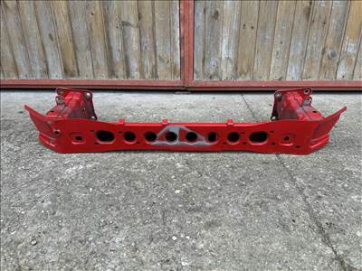 Ford Focus Mk3 kereszttartó 