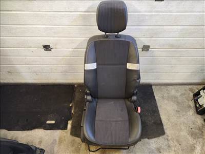 Renault Grand Scénic III jobb első ülés 