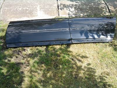 Audi A8 bal oldali ajtók !