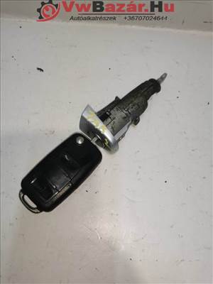 Ajtózárbetét SKODA FABIA II