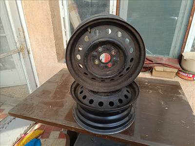 Toyota Yaris acélfeelni 2 db 5 1/2 J x 14H2 ET45