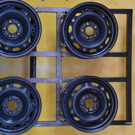 VW-Seat-Skoda (5836)KFZ7280 használt 14" 5x100 lemezfelni 