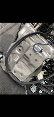 BMW 5-ös sorozat G30/G31 Bmw G30 G31 üzemanyag tank benzines hibrid  7488708