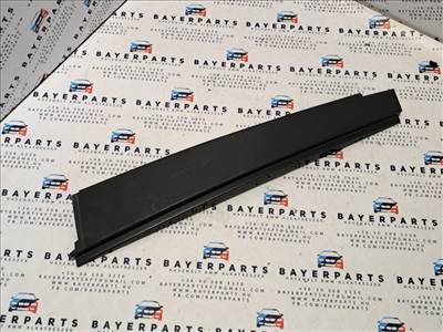 BMW E39 sedan touring jobb első ajtó külső fekete oszlop takaró léc díszléc dekorléc oszloptakaró borítás