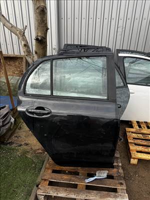 Toyota Yaris (XP90) Jobb hátsó ajtó