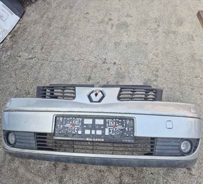 Renault Espace IV első lökhárító 2002-2015-ig