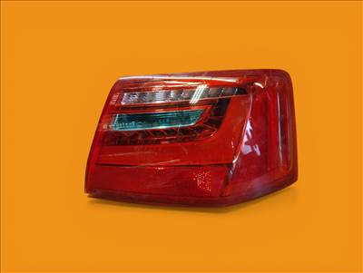 Audi A6 C7 jobb hátsó lámpa 4G5945096A (S.30.323K)