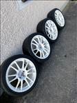  5x114.3 lyukosztású 18" újszerű OZ alufelni, rajta 235/40 újszerű Yokohama nyári gumi