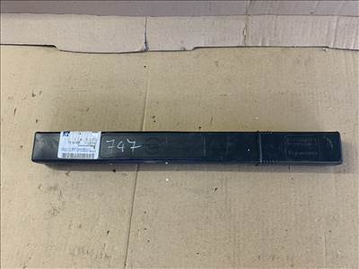 Opel Zafira B elakadásjelző háromszög