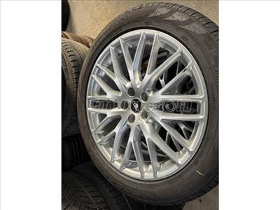 AUDI Q5 - Gyári alufelni 20x8 20" 8J