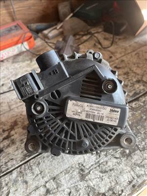 Ford Focus C-MAX 1.6 TDCi generátor  30659390 tg15c183