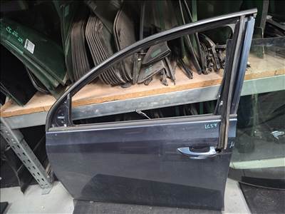 Volkswagen Golf VI bal első ajtó LC5F (29522)