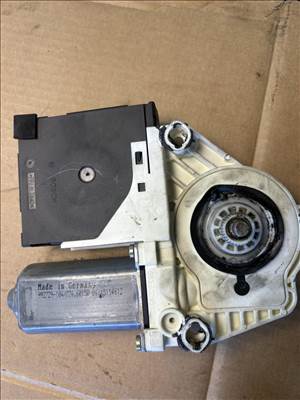 Volkswagen Golf V ablakemelő 