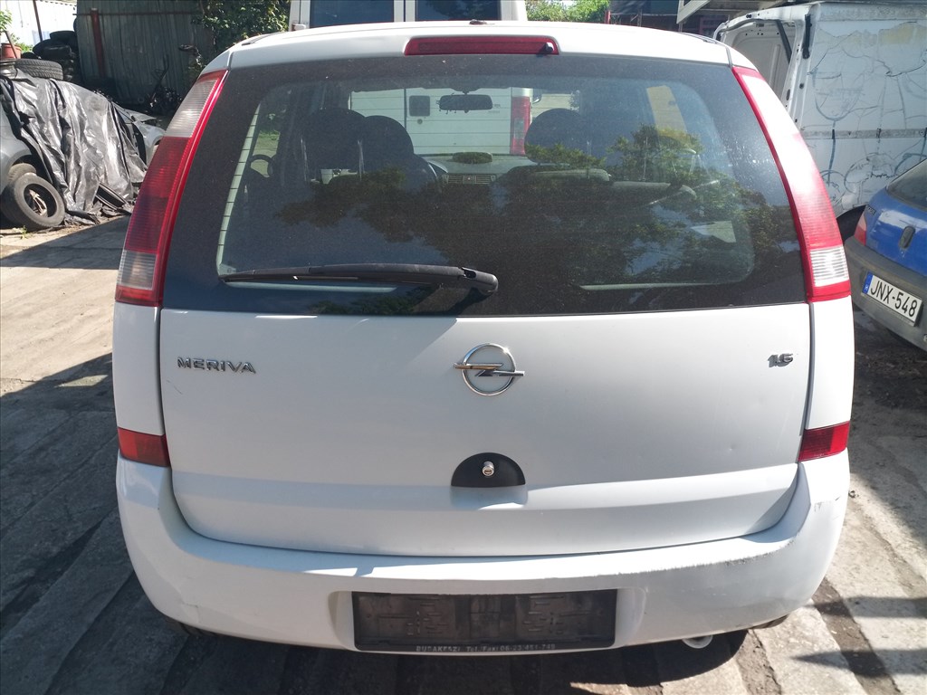 Opel Meriva A bontott alkatrészei 3. kép