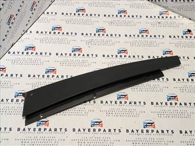 BMW E39 touring bal hátsó ajtó külső fekete oszlop takaró léc díszléc dekorléc oszloptakaró borítás