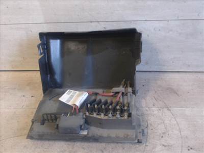 SKODA FABIA 99-07 Biztosítéktábla BCM BSI BSM SAM GEM modul Motortér