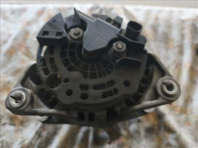 Opel Meriva B 1.4 generátor  0124425084