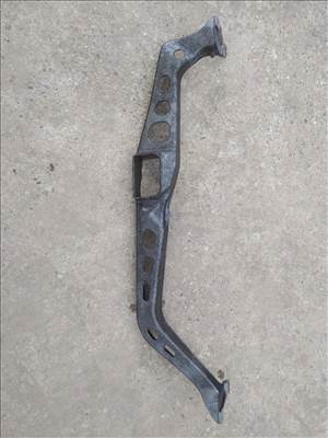 Audi A4 B8 alsó kereszttartó eladó! 8ko199521c