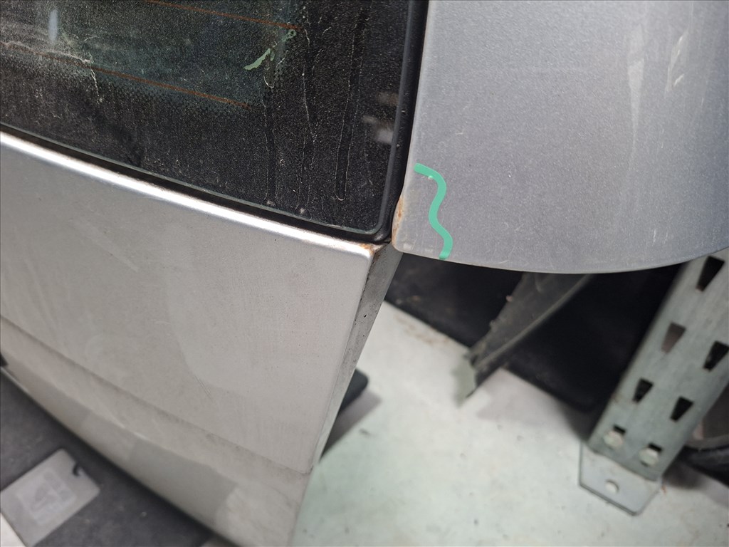 Volkswagen Golf IV kombi, Bora kombi csomagtérajtó LA7W (29523,29524) 3. kép