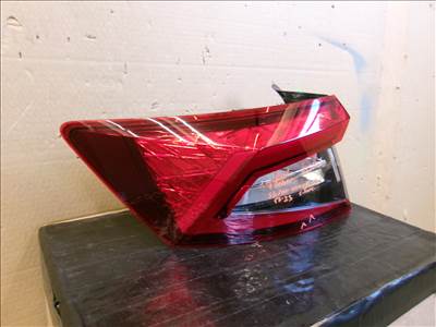 SKODA KAROQ 57A bal hátsó lámpa 2017-2023 57A.945.207