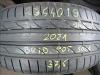  235/4019" használt Bridgestone nyári gumi gumi