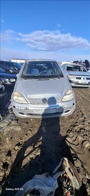 Mercedes A 190 (W168) bontott alkatrészei