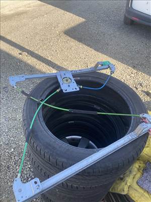 Peugeot Expert Citroen Jumpy ablakemelő szerkezet