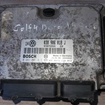 Volkswagen Golf IV motor vezérlő 