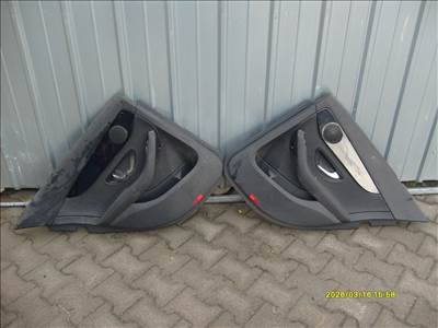 MERCEDES W205 BAL/JOBB HÁTSÓ AJTÓKÁRPIT ELADÓ!