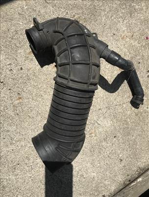 Audi A4 (B6/B7) levegőcső 8e0129615j