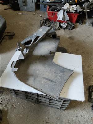 Renault Trafic II Bal hátsó lökhárító  8200201458