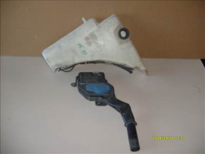  AUDI A5 ABLAKMOSÓ TARTÁLY ELADÓ! 8t0955453b