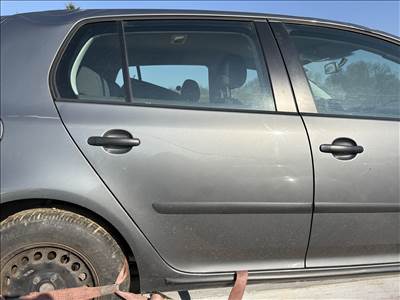 Volkswagen Golf V jobb hàtsó ajtó 