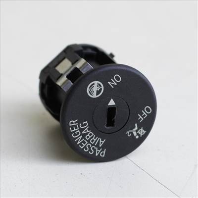 BMW 1er E81-E87-E82-E88, 3er E90-E91-E92-E93, MINI R56-R55 Clubman légzsák kapcsoló