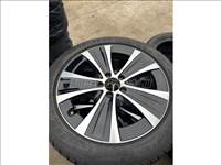 goodyear ultra grip 8 moe téli 245/45 R18 100 v tl 2021  / gyári alufelni 18x8 - mercedes-benz e-osztály