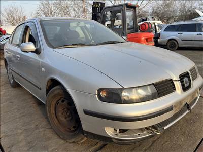 Seat Toledo II 1.6i bontott alkatrészei