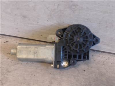 HYUNDAI TRAJET Jobb első ablakemelő motor