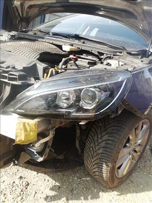Peugeot 308 II SW BlueHDi 120 STOP&START Lámpa 