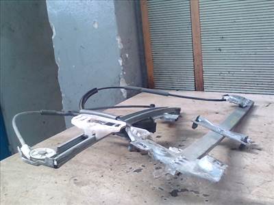 CITROEN BERLINGO 96-02 Jobb első ablakemelő szerkezet mechanikus
