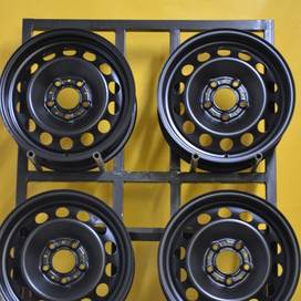 BMW (4045)KFZ9690 Porestett (MH) 16" 5x120 lemezfelni 