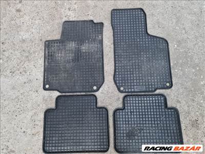 Volkswagen Golf IV, Volkswagen Bora gumiszőnyeg szett (32588) 1j0061500