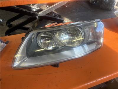 Audi A6 (C6 - 4F) Bal első fényszóró  4f0941003c