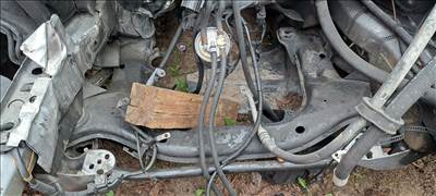 Volkswagen Passat B5 B5.5 bölcső 