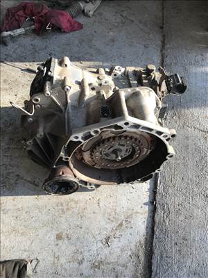 Skoda Octavia III 1.6CR CXX RER DSG váltó