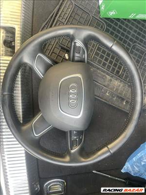 Audi a4 b8.5 kormány 